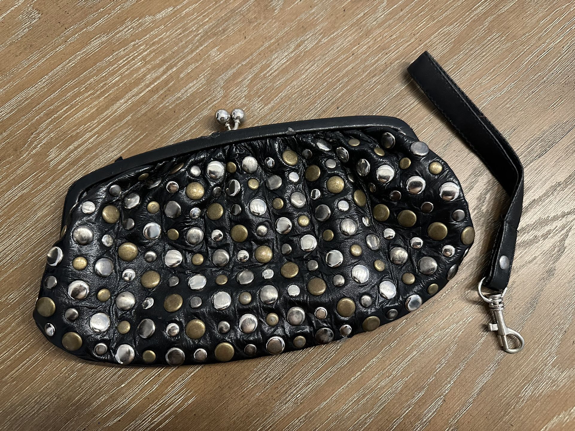 Street Level Clutch Leather