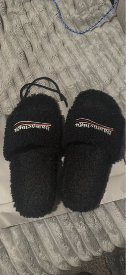Size 10/11 baleciagas