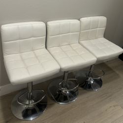 Set Of 3 Bar Stools 