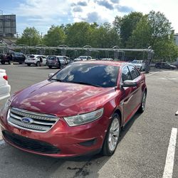 2014 Ford Taurus