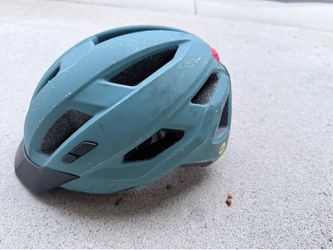 Luminer 3 MIPS Bike Helmet w/ LED Rear Light - Medium