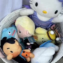 Hello Kitty Pop Up TODAY