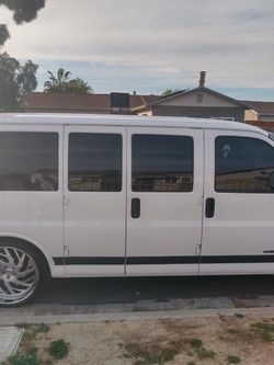 2001 Chevy Express van