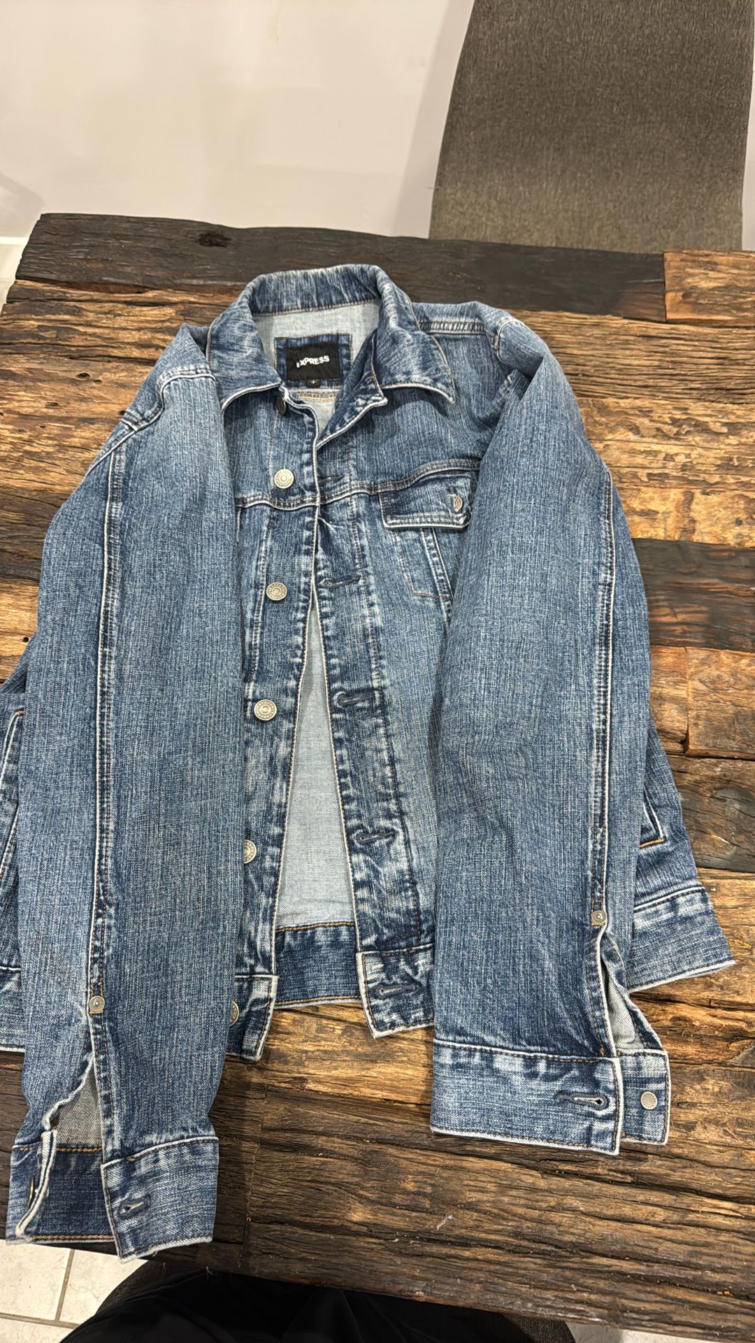 Men Express Denim Jacket Size Small
