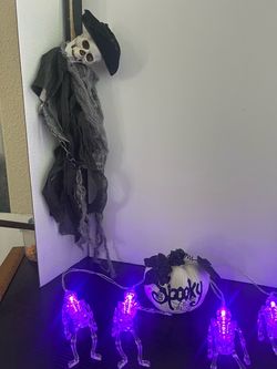 HALLOWEEN DECOR BUNDLE - HANGING DEAD PIRATE SKELETON, SPOOKY PUMPKIN & 6 LIGHT UP HANGING SKELETONS