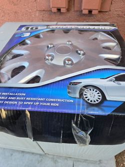 16-Inch Silver Wheel Covers Set
