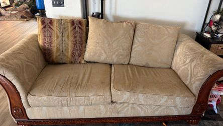 Traditional Two-Seat Sofa with Wood Frame