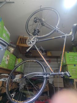 Peugeot road bike.  As is/project . 100 or best offer