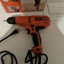 Black & Decker Drill/5.5 Amp Drill