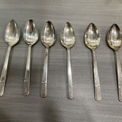 1938 ONEIDA GRENOBLE SILVERPLATE HEIRLOOM SIX LARGE SPOONS