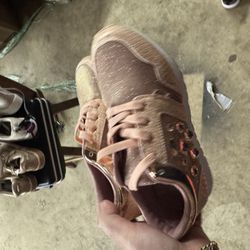 Women’s Shoes Size 7 