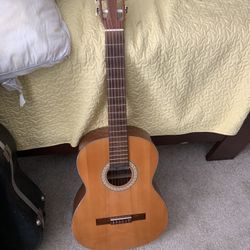 Montana , Hand Crafted CL 80 Model Acoustic Guitar