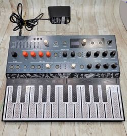Arturia Microfreak