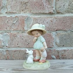 Vintage Enesco Memories Of Yesterday "Hullo Did You Come By Underground" Figurine 