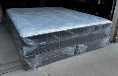 BRAND NEW California king pillow top