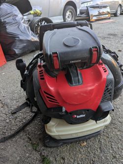 RedMax EBZ9000 Backpack Leaf Blower