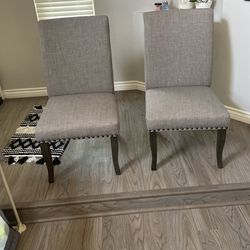 2 Accent Chairs( Like New)