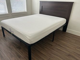 Cama tamaño queen con colchón