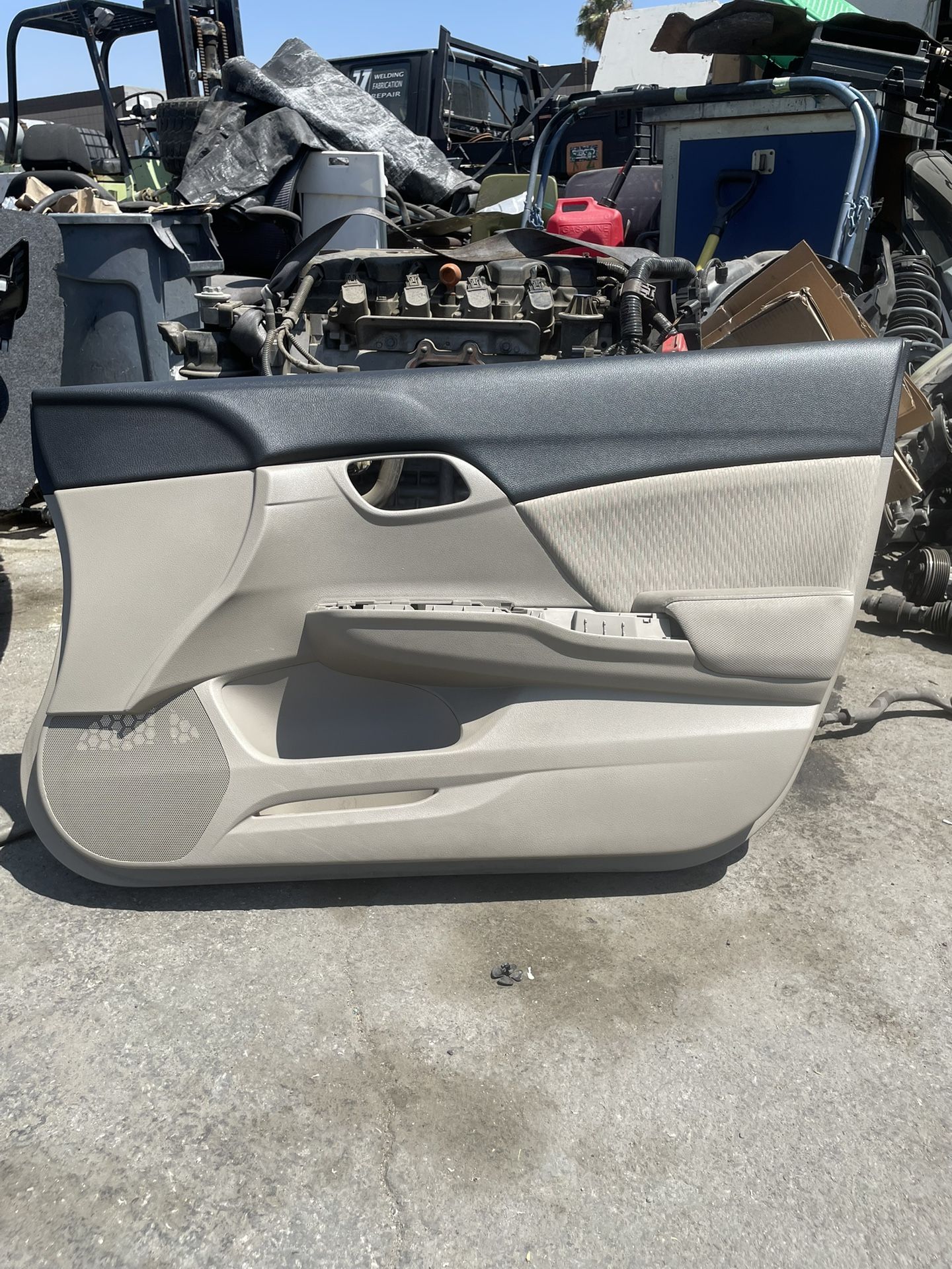 2015 Honda Civic Front Right Door Panel