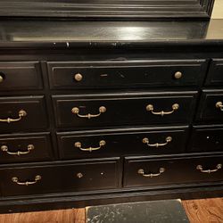 Queen Bed Frame And bedroom set