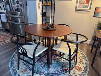 Round Dining Table