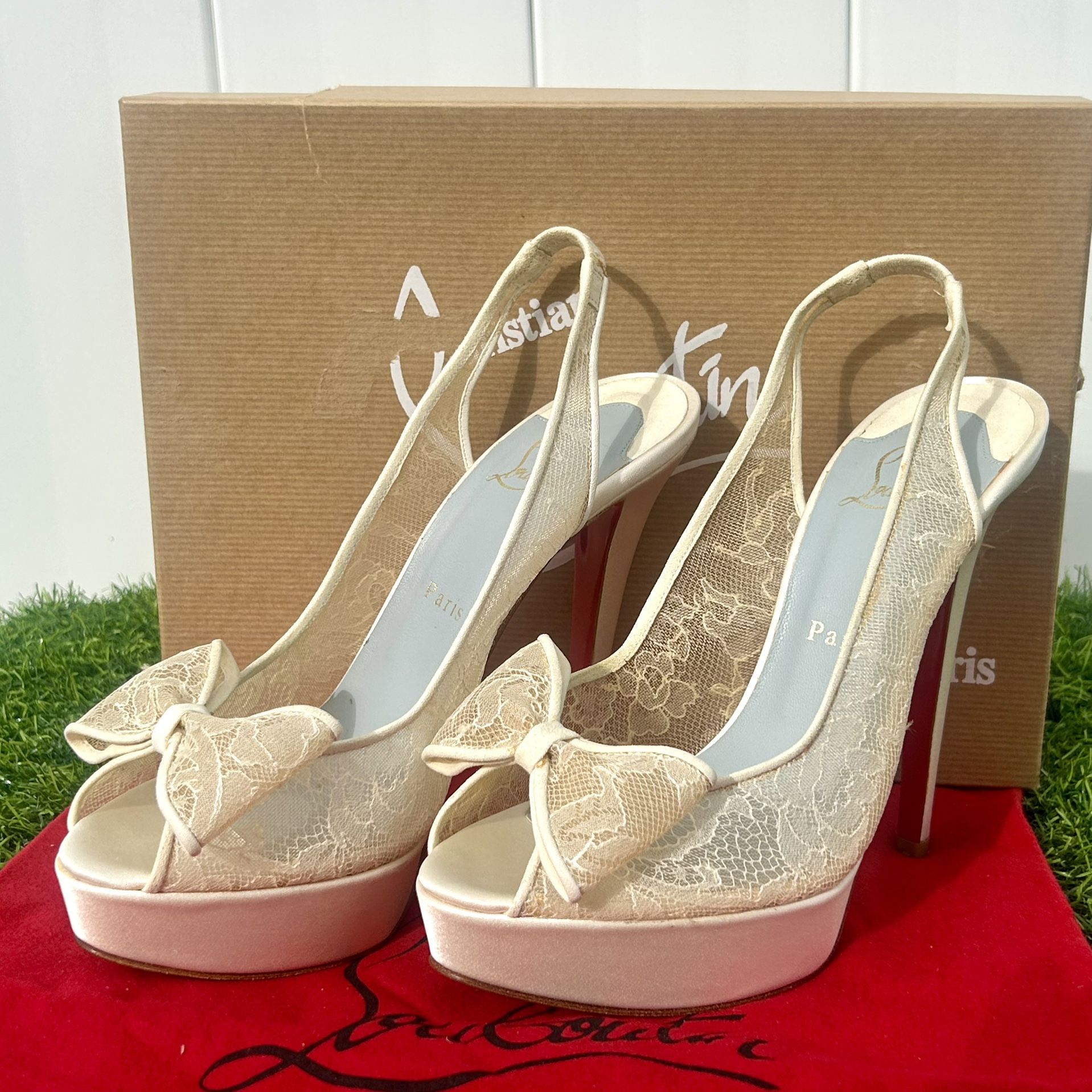 CHRISTIAN LOUBOUTIN EXCLU 140 PEEP-TOE SLINGBACK PUMPS IVORY LACE SATIN SZ. 38