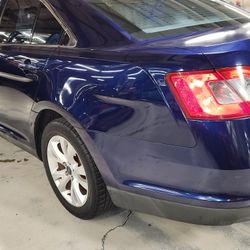 2011 Ford Taurus