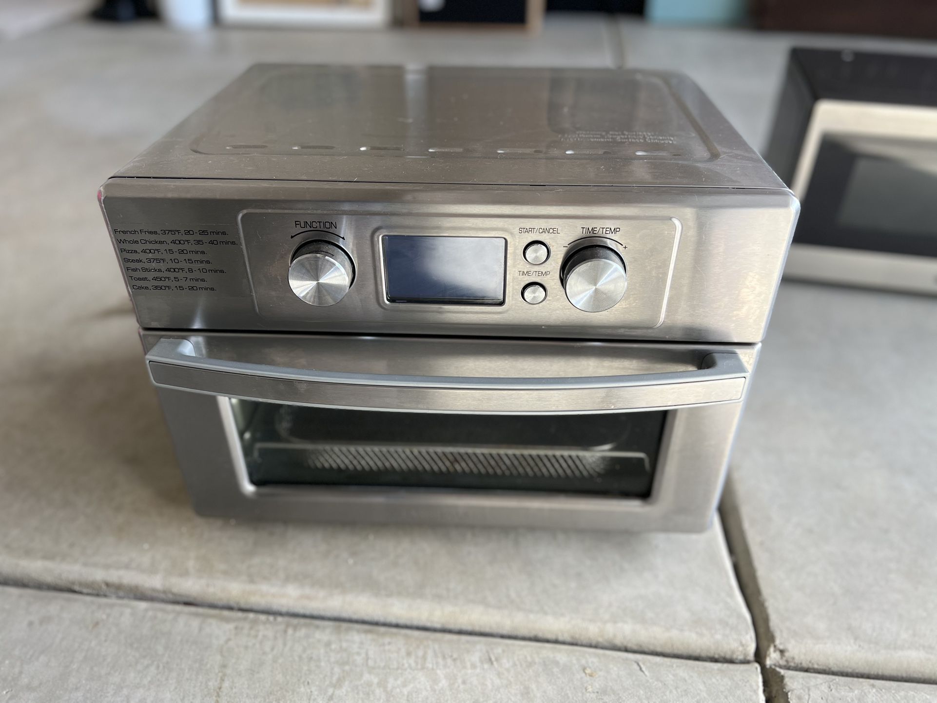 Farberware Air Fryer Toaster Oven for Sale in Winchester, CA - OfferUp