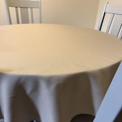 Round Dining Table with 4 Chairs