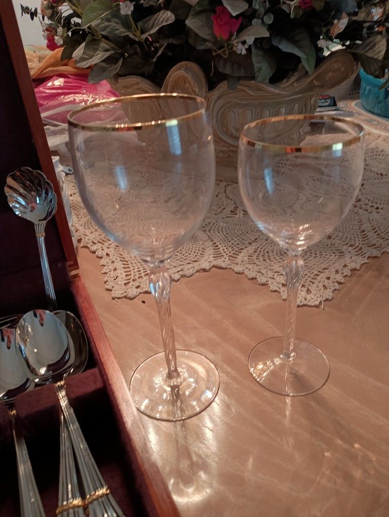 Lennox Wine Glasses And Water Goblets