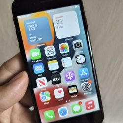 iPhone 7 32GB Unlocked Great Condition