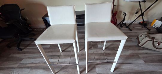 Saddle White Leather Counter Height Stool
