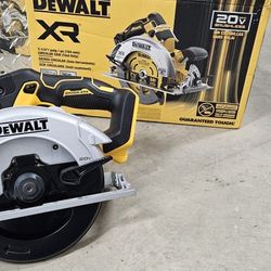 20-Volt MAX 7-1/4 in. Cordless Circular Saw (Tool Only)
