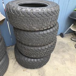Tires 265/70/17