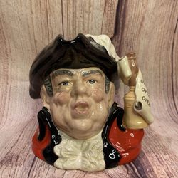 Royal Doulton "Town Crier" D6895 7" High