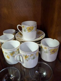 Little Tea Set Made In China 6 Cup