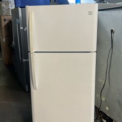 KENMORE TOP FREEZER REFRIGERATOR APARTMENT SIZE 