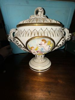 VTG Keramos Capodimonte Italy Cherub Centerpiece Vase Lidded Pedestal Bowl.