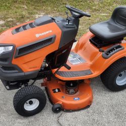 2020 Husqvarna YTH18542 riding mower, Runs good   delivery available,  18.5hp engine, 42" deck and auto transmission 