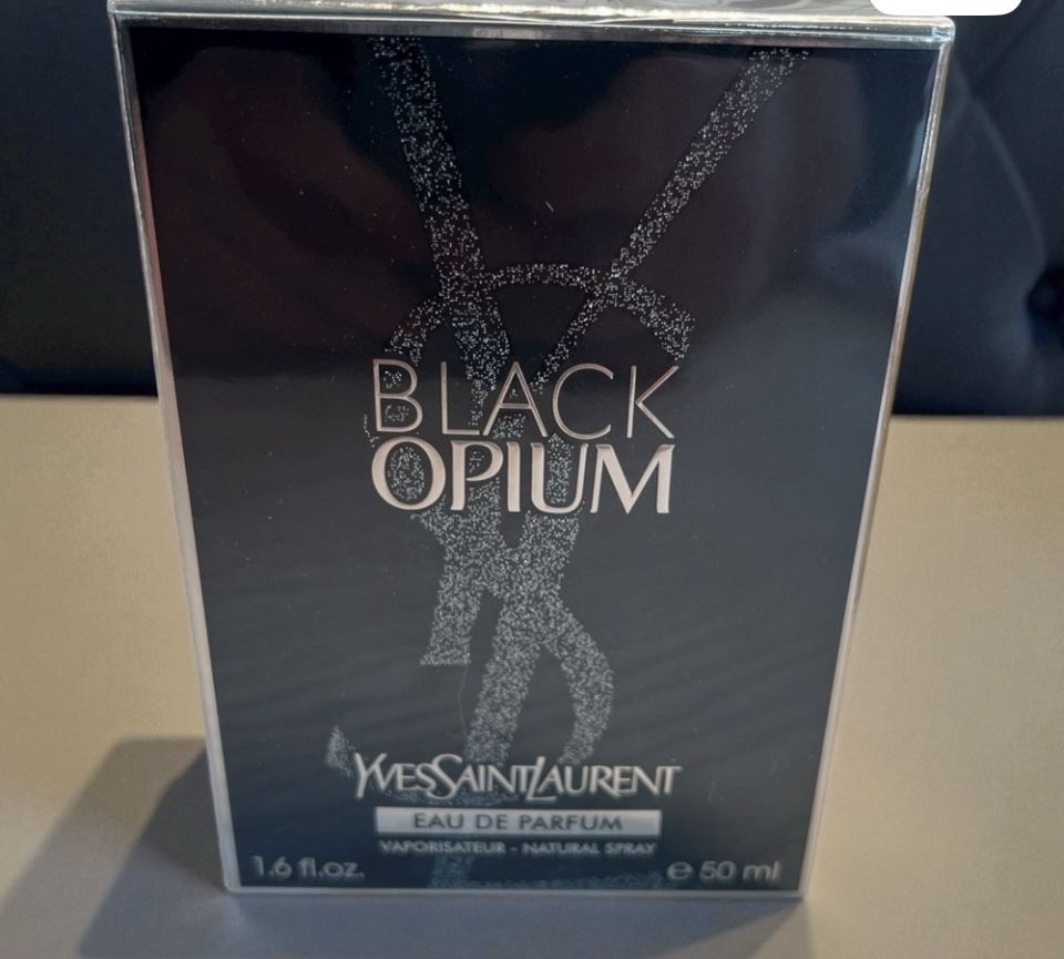 🎄NEW. YSL. Black Opium