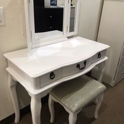 Small Vanity