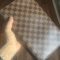 Lv hand bag