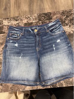 Maurices Edgely Denim Shorts Size 14 Distressed Mid Rise