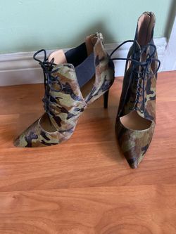 Banana Republic Heels