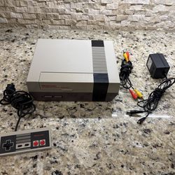 Nintendo NES System with Super Mario Bros