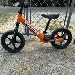 Strider Balance Bike 