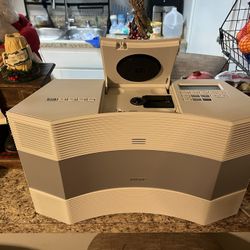 Bose Acoustic Wave Music System / OBO