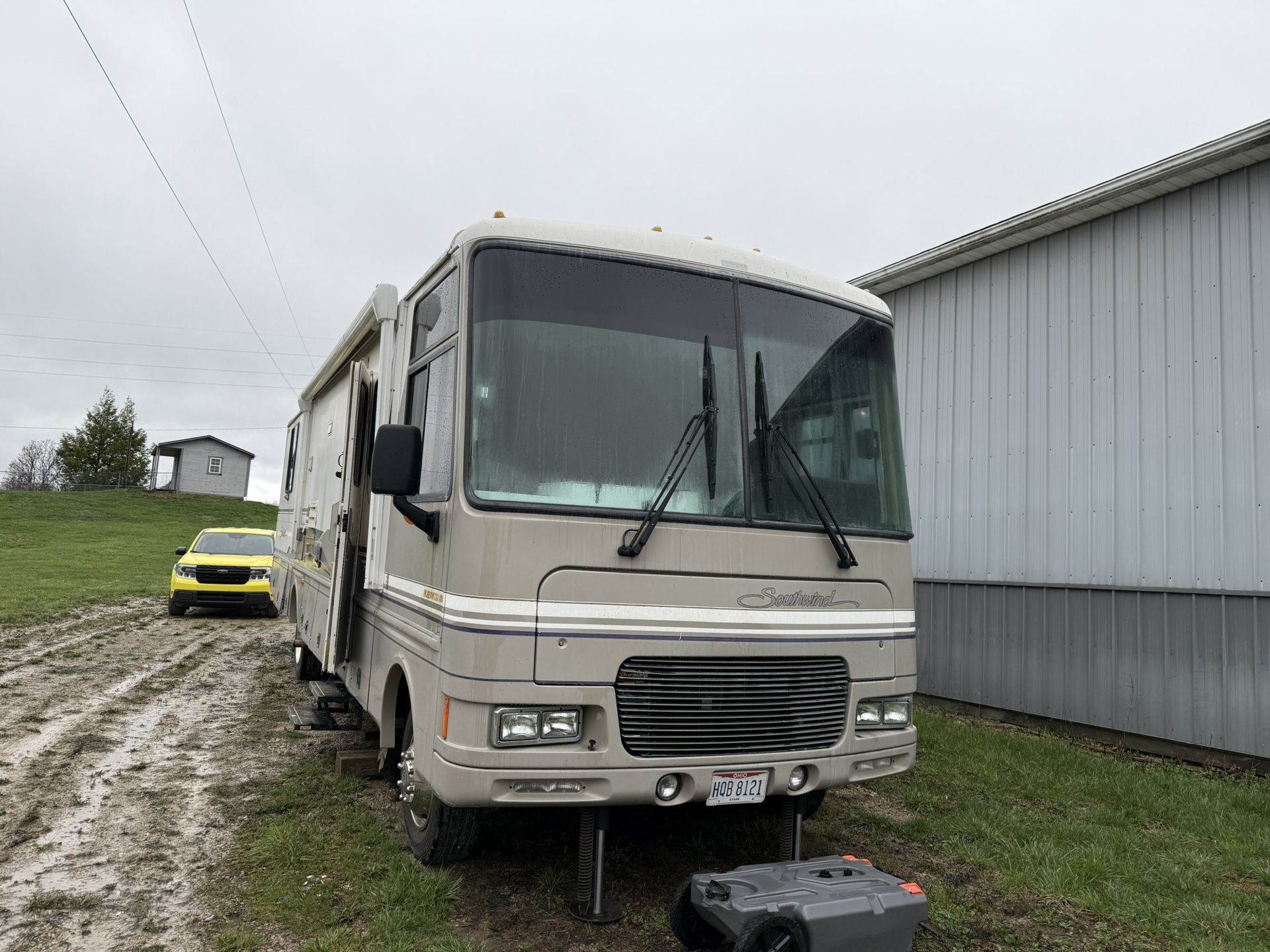 2000 Fleetwood Southwind