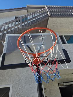 Basket ball hoop