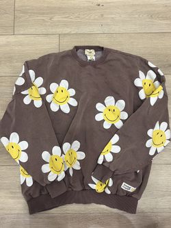 Baggy Smiley Daisy Sweater